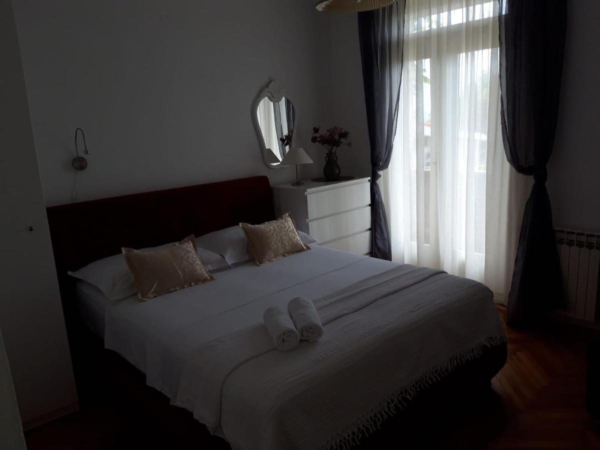 Guest House Mijo Sokol Brela Eksteriør bilde